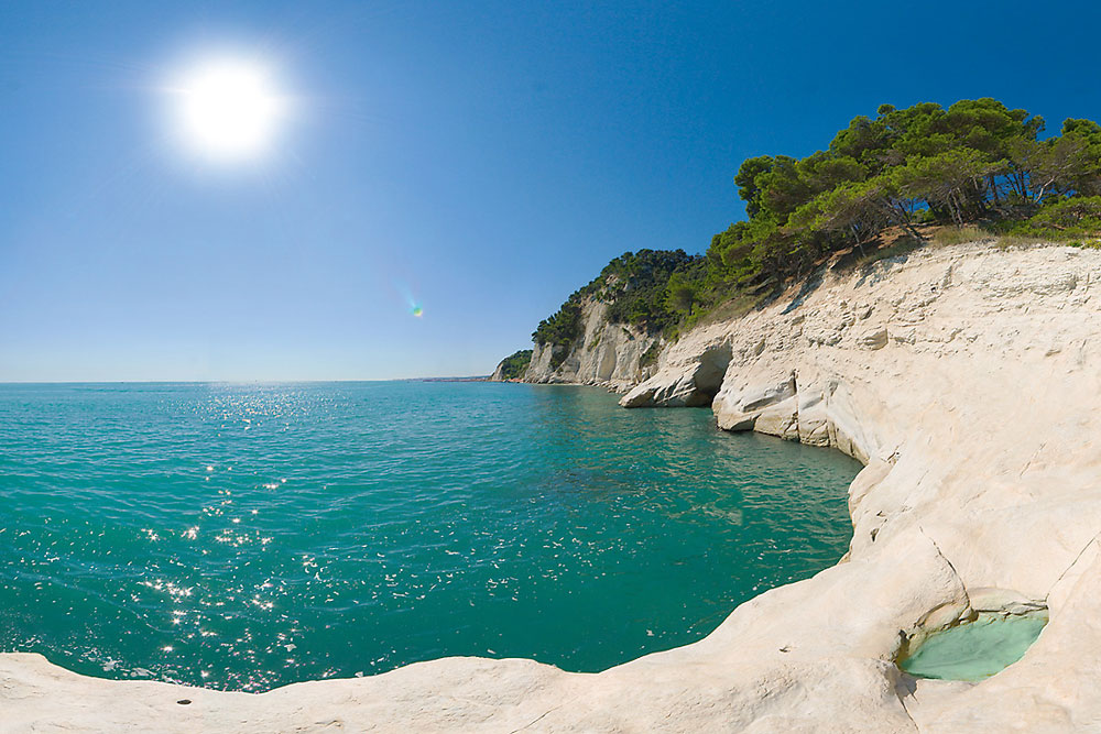 Monte-Conero-Spiaggia-Mezzavalle